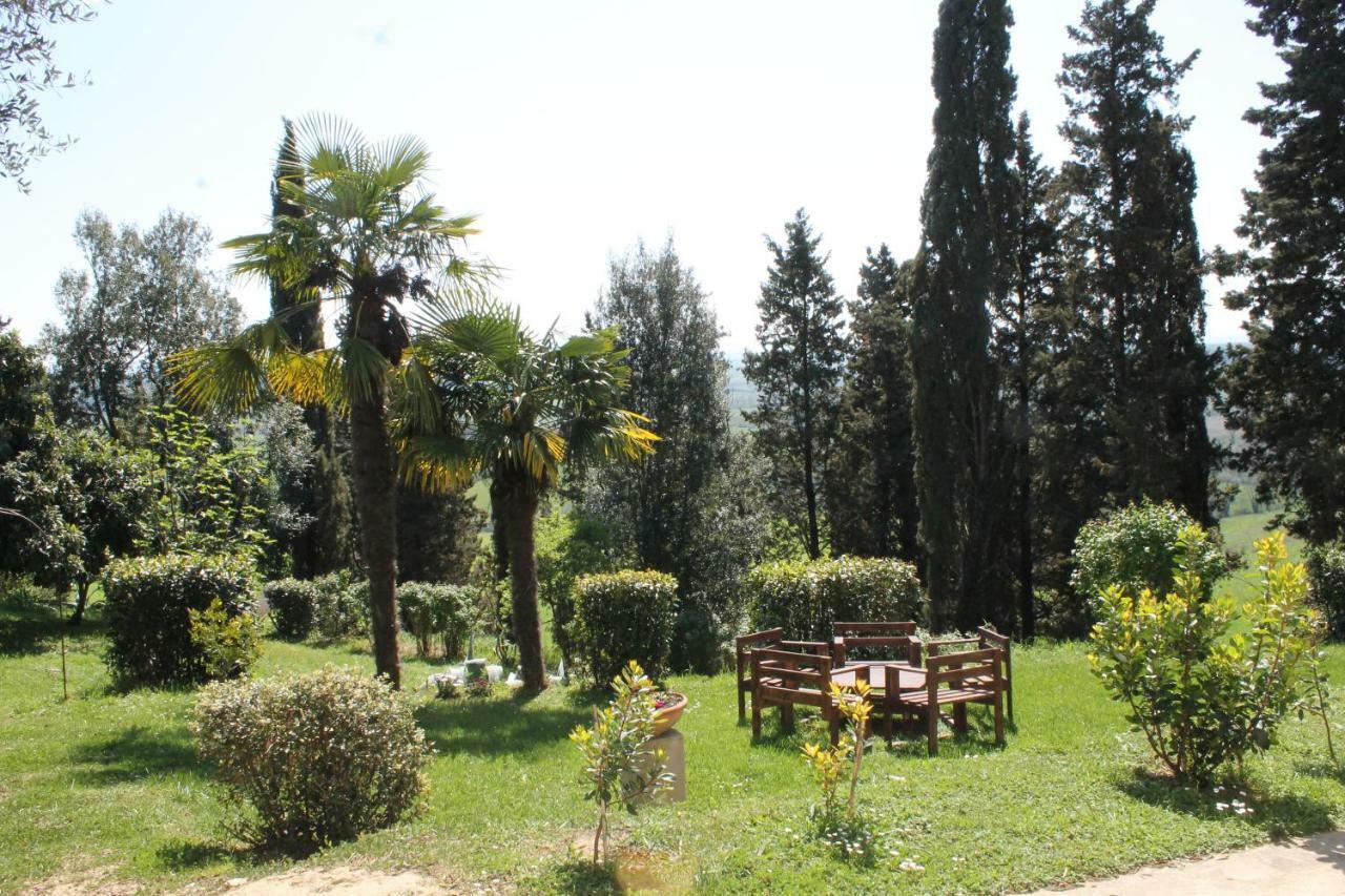 Bb Gli Aristogatti Bed and Breakfast Ghizzano Buitenkant foto